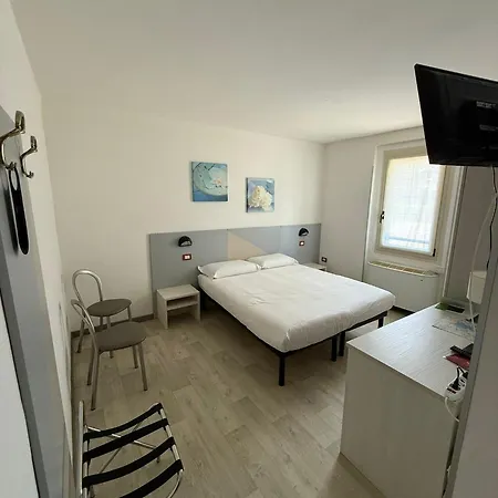 Hotell Bel Sito Peschiera 2*