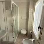 Bel Sito Peschiera فندق 2*
