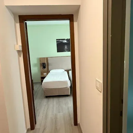 ホテル Bel Sito Peschiera 2*
