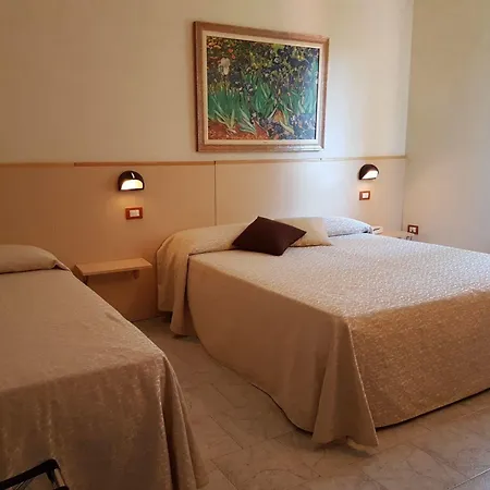 Hotel Bel Sito Peschiera 2*