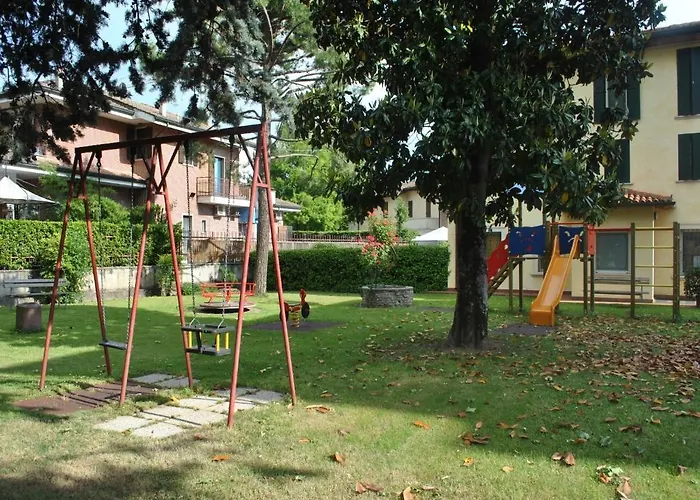 Bel Sito Peschiera ホテル 2*