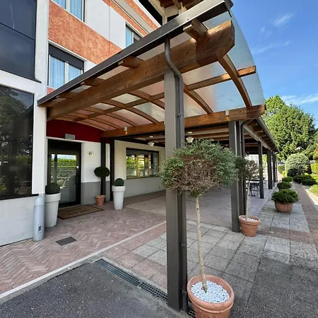 Bel Sito Peschiera 2*