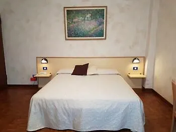 Bel Sito Peschiera Otel