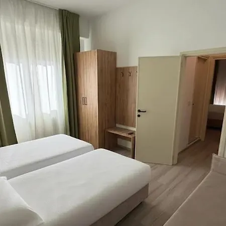 Bel Sito Peschiera 2* 佩斯基耶拉德加达