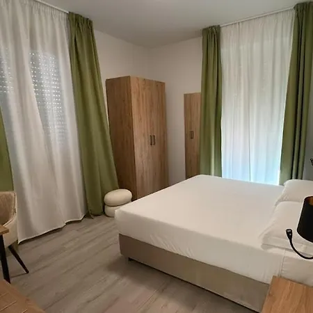 Bel Sito Peschiera 酒店 2*