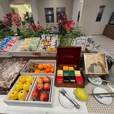 Bel Sito Peschiera 酒店 佩斯基耶拉德加达