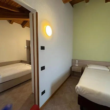 Bel Sito Peschiera Hotel 2*
