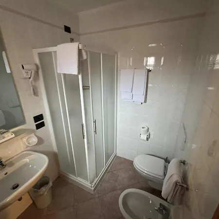 Bel Sito Peschiera 2* 佩斯基耶拉德加达