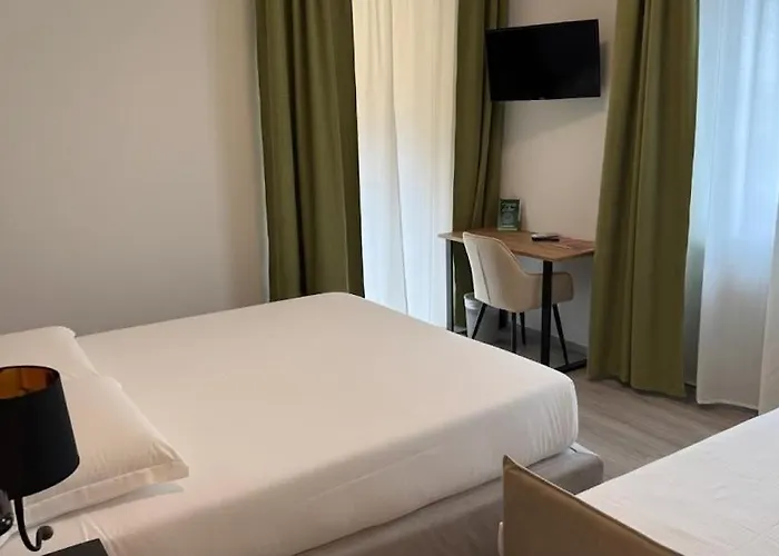 Hotel Bel Sito Peschiera 2*