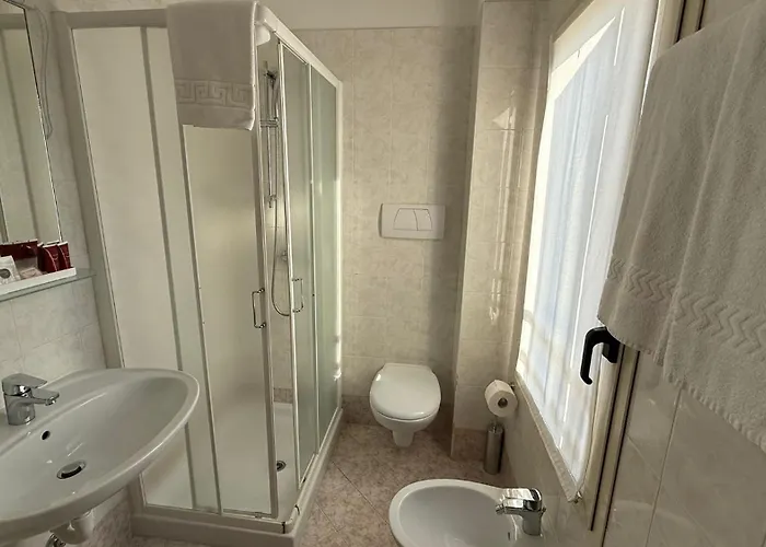 Bel Sito Peschiera Hotel 2*