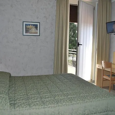 Bel Sito Peschiera Hotel 2*